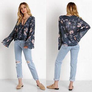 The JetSet Diaries TJD Boho Bell Sleeve Hippie Print Top Size XS Bohemian Blouse
